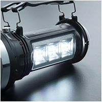 Kein Bild? Jetzt oben Link zu Darstellungsproblemen klicken! - Mit 3 starken LED-Modulen auf der Seite der multifunktionalen Solar-Taschenlampe!